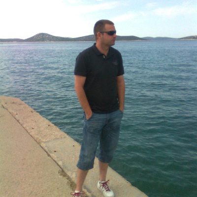 NENAD DOVŠAK